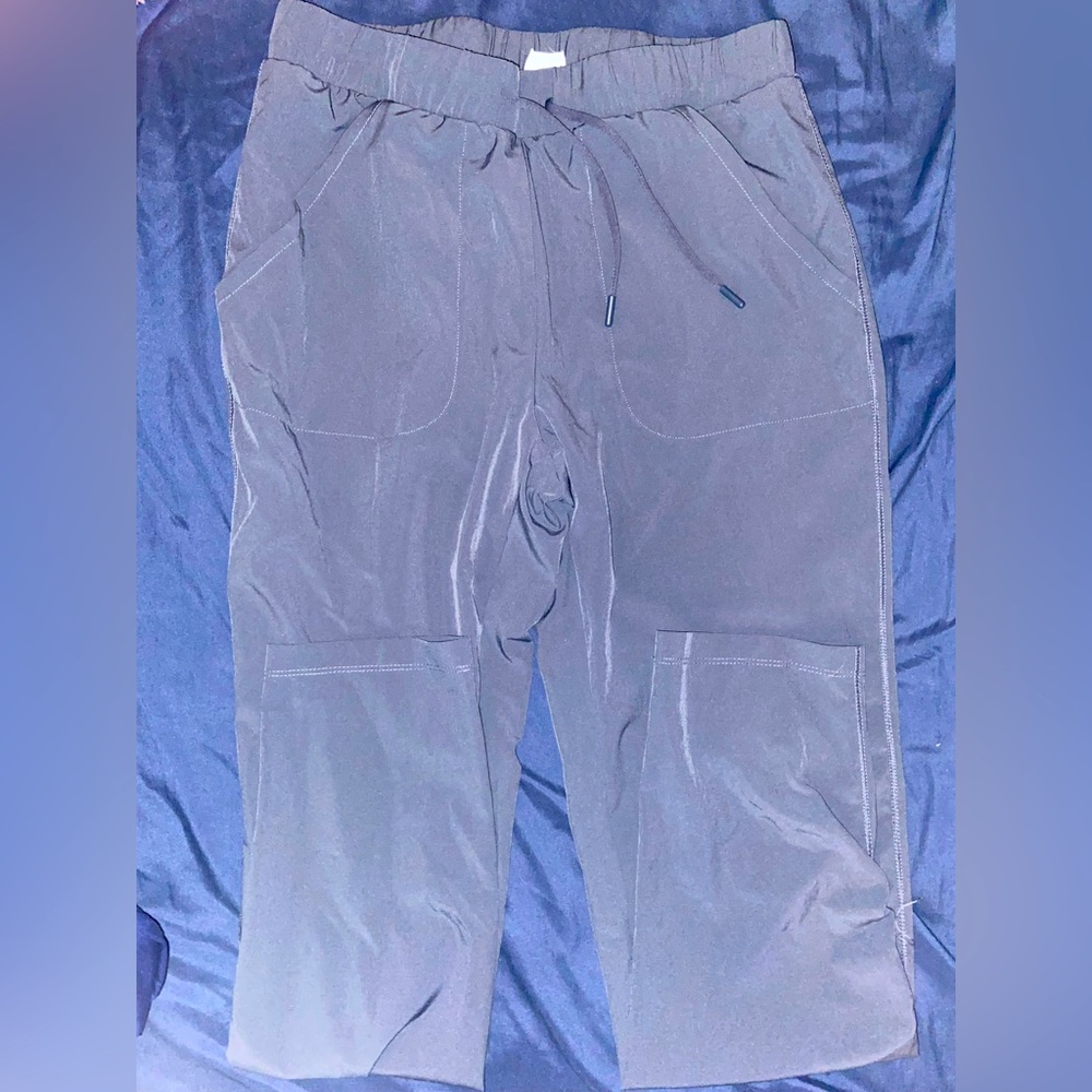 jogger scrub pants